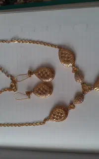 طلا خیلی کم کار