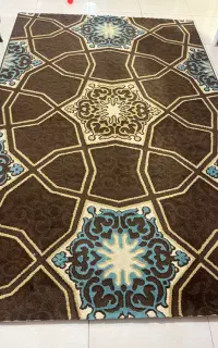 دو عدد فرش ۶ متری و ۴ متری