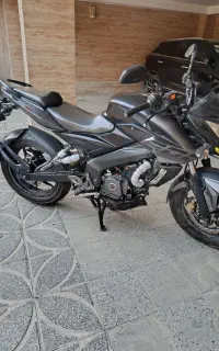 موتور ns200