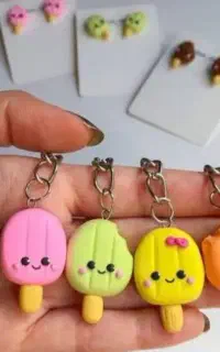 جاسوئیچی و آویز کیف و گوشی