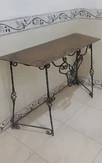 میز کنسول فرفورژه سنگین با شیشه