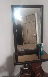 اینه ومیزارایش