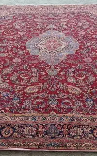 فرش قالی دستباف گل برجسته قدیمی(الشتر)