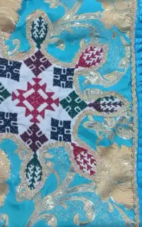 بالش و کناره پلیواری
