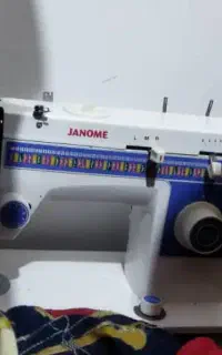 چرخ خیاطی و‌گلدوزی