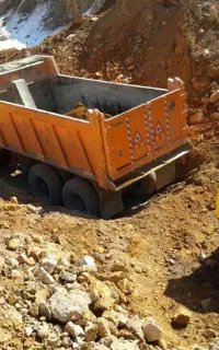 حمل ماسه،سنگ،خاک با ده چرخ کمپرسی