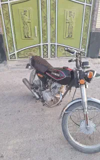 موتورسیکلت۱۲۵ مدل۸۶ مدارک کامل