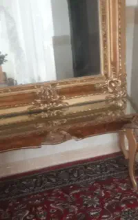 میز و آینه
