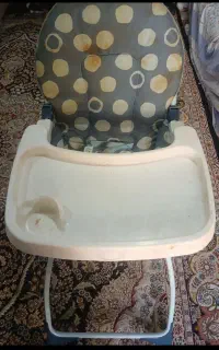 صندلی غذای بچه