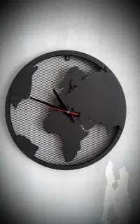 ساعت دیواری فلزی مدل جهان