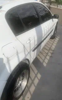 رنو مگان ۱۶۰۰ دنده‌ای مدل ۱۳۸۷ سفید