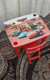 صندلی و میز