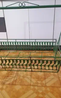 گهواره آهنی کاملاً سالم و محکم