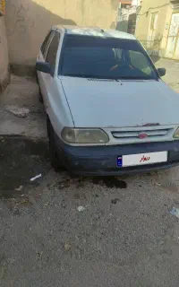 سلام ماشین پراید سفید