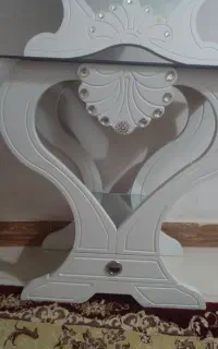 میز و اینه