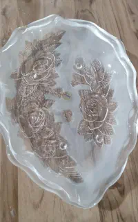 تعدادی ظروف پذیرایی