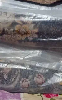 فرش..نوی نو و اکبند .هنوز پا نرفته روش