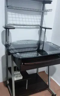 میز کامپیوتر