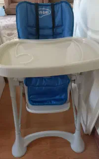 صندلی غذا در حد نو