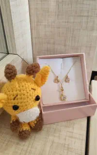 گردنبند وگوشواره