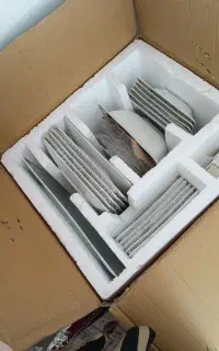 ارکوپال چینی ۳۱ پارچه کاملا نو نو با کارتون