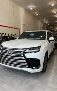 لکسوس lx600