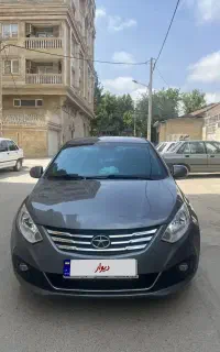 جک j4 مدل ۴۰۲