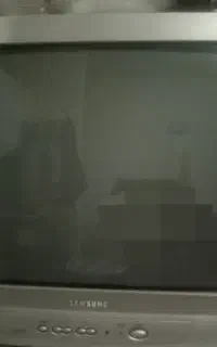 تلوزیون ۲۱ اینج