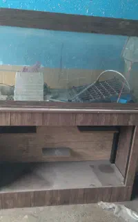 آکواریوم ومیز و متعلقات
