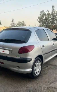 پژو ۲۰۶ مدل ۱۳۸۲ تیپ ۲ ( دوبرگ سند )