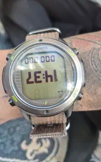 ساعت suunto d6i