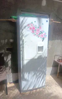 یخچال ایستاده