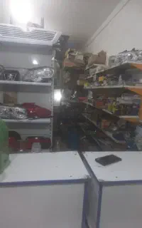 به یک شاگردلوازم یدکی احتیاج دارم
