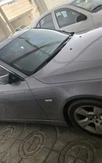 بی ام و ۵۲۰ مدل ۲۰۰۵