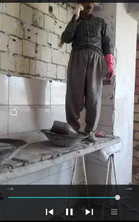 استاد کار کاشی کار