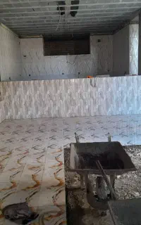 سرامیک کار کاشی کار ودیوارچین