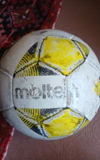 توپ فوتبال برند molten اصل