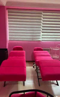 استخدام مژه کار در سالن زیبایی پریناز داودی