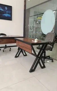 میز اداری پایه فلز طرح x