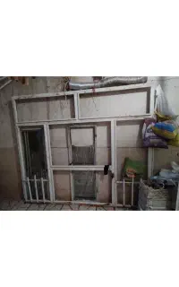 پنجره پنجره آهنی