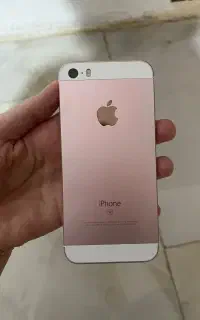 موبایل اپل ایفون SE کارکرده و زیبا