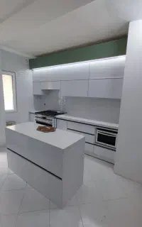 نصاب تعمیرات وخرده کاری کابینت کمددیواری تی وی وال