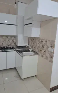 دفتر کاراداری/۵۰متری/سر خیابان اصلی گویم