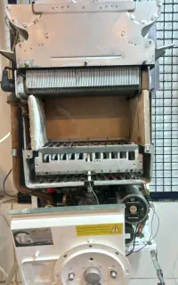 سرویس و تعمیرات آبگرمکن و پکیج دیواری