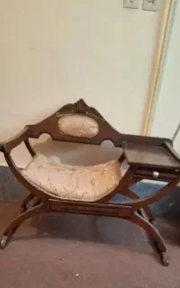 میز تلفن در حد نو
