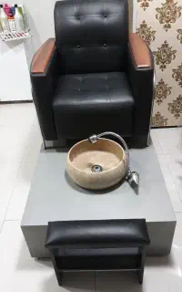صندلی پدیکورپا همراه حوضچه