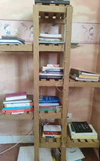 استند چوبی گل