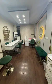 اجاره ی میز ناخن و مژه