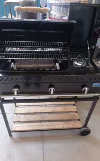 کباب پز باربیکیو درب کانادایی لعابی