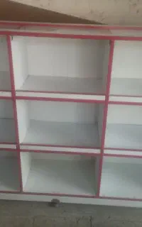 کمد قفسه و وسایل